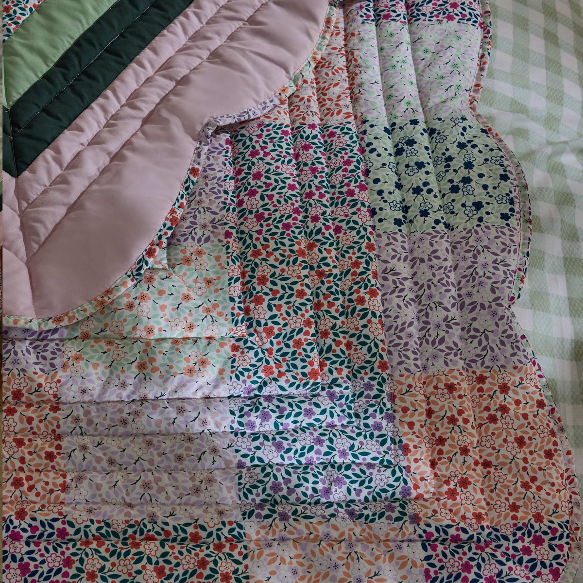 Heirloom Patchwork Pink Bedspread