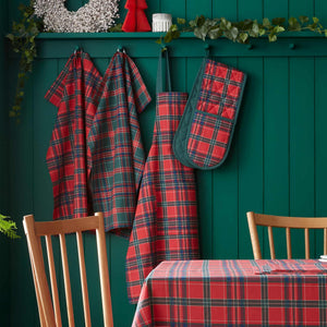 Tartan Check Red / Green Tablecloth