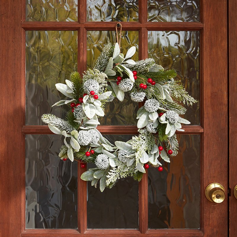 Dekorierter Weihnachtstürkranz „FrostBerry“ – 40cm