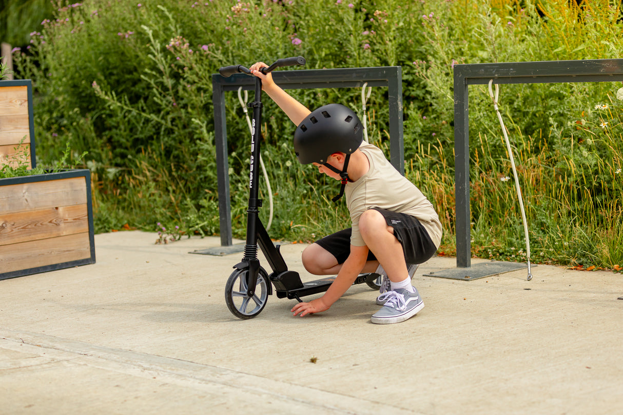 Boldcube Big Wheelscooter: Black