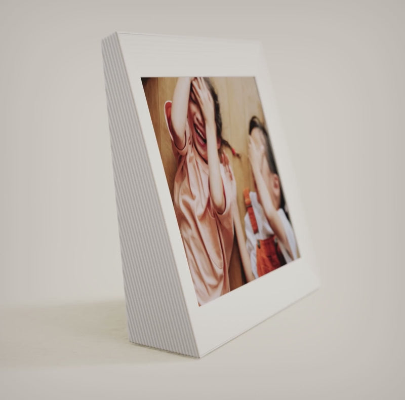 Aura Carver 10.1 Inch WiFi Digital Photo Frame | White