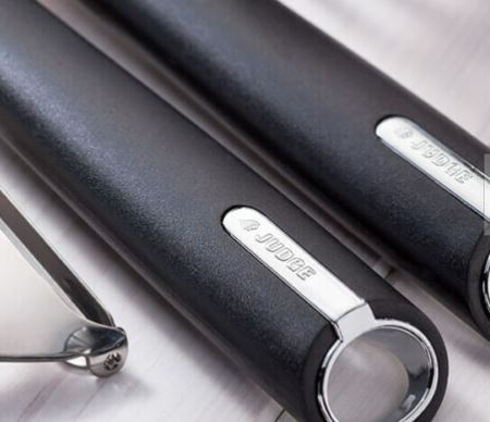 JUDGE BLACK SATIN TOOLS SLOTTED TURNER - KITCHEN HAND TOOLS - Beattys of Loughrea