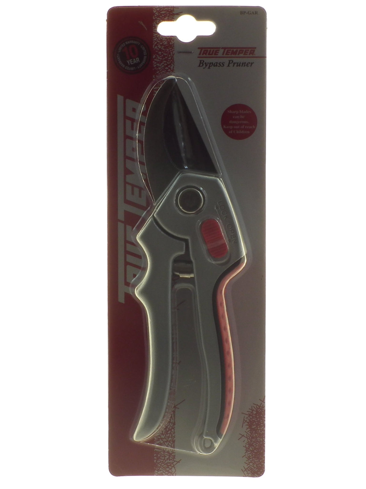 True Temper Gardener Bypass Pruner With Blade Lock - PRUNING - Beattys of Loughrea