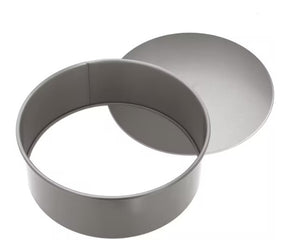 Judge Bakeware, 10"/25cm Round Cake Tin, Loose Base, Non-Stick - BAKEWARE - Beattys of Loughrea