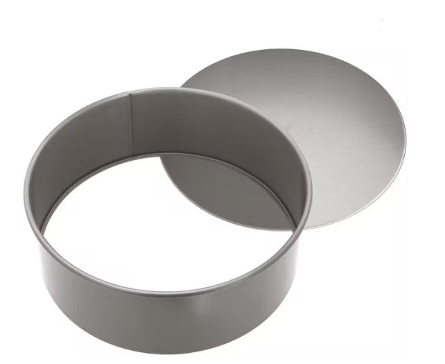 Judge Bakeware, 8"/20cm Round Cake Tin, Loose Base, Non-Stick - BAKEWARE - Beattys of Loughrea