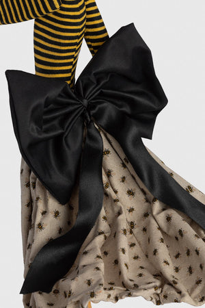 Little Girl 'Melissa' Umbrella Table Lamp - TABLE/BEDSIDE LAMPS - Beattys of Loughrea