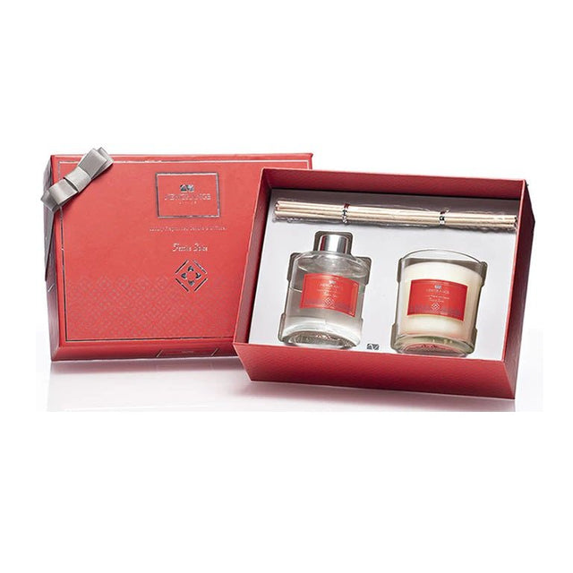 Newgrange Living Festive Spice Candle & Diffuser Set - CANDLES - Beattys of Loughrea