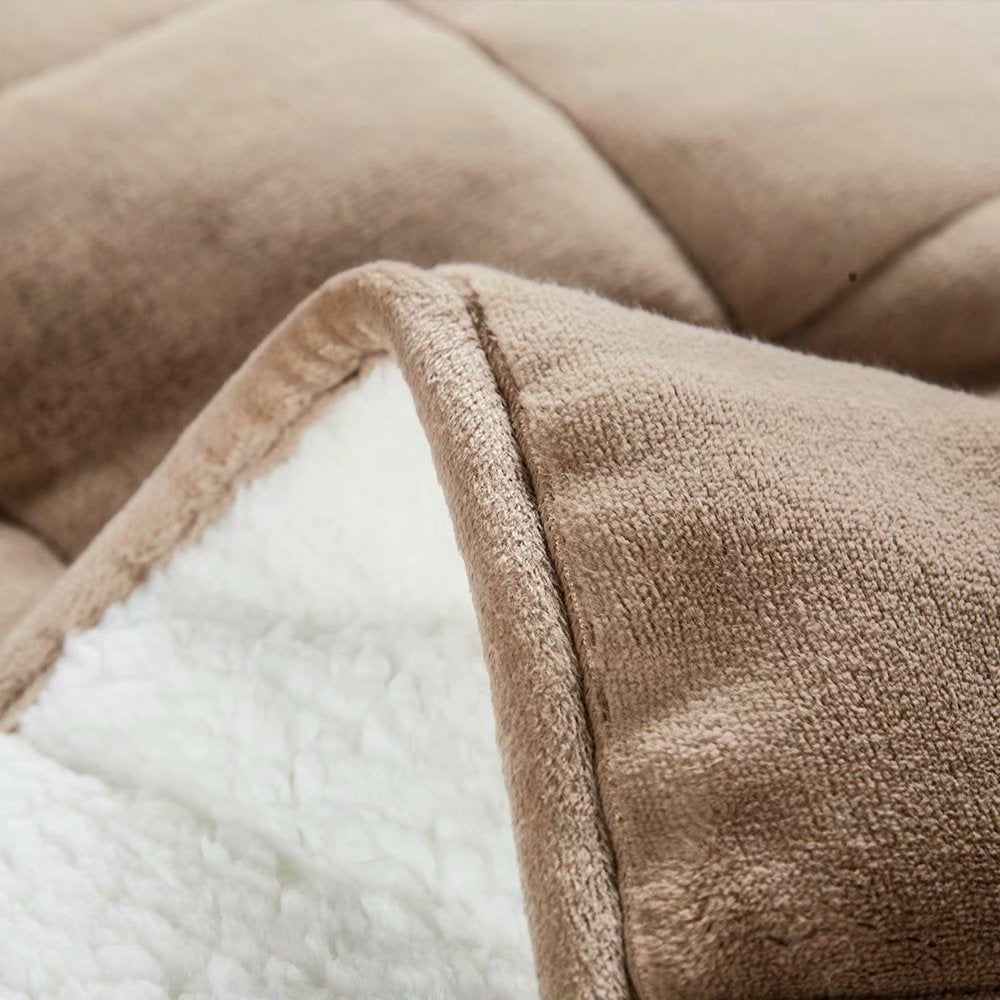 6.8Kg Sherpa Fleece Weighted Blanket - Beige - THROWS/BLANKETS - Beattys of Loughrea