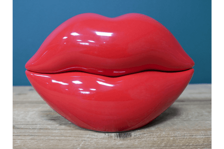 Red Lips Ornament - ORNAMENTS - Beattys of Loughrea