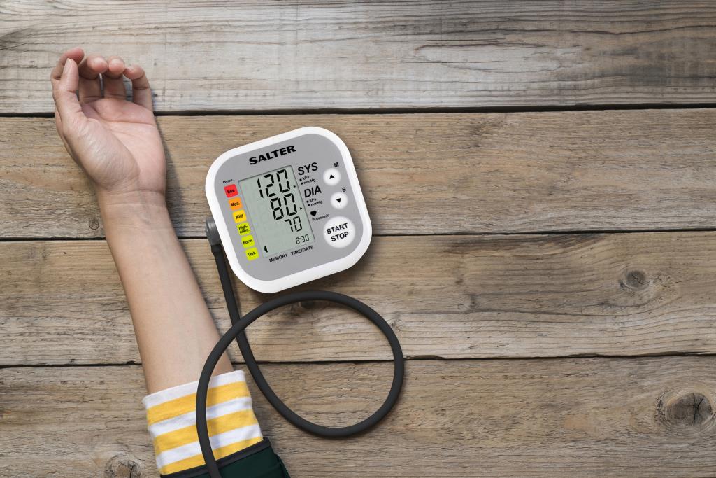 Salter BPA-9201-GB Automatic Arm Blood Pressure Monitor - BODYCARE - Beattys of Loughrea