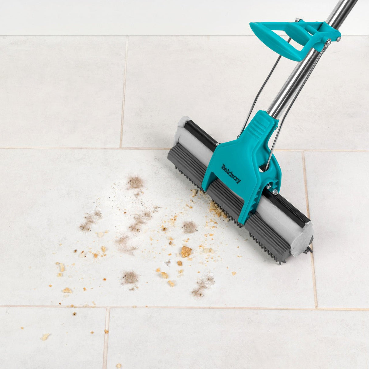 Beldray Pet Plus+ Slimline PVA Mop & Brush with Telescopic Handle - CLEANING - MOP & BUCKET - Beattys of Loughrea