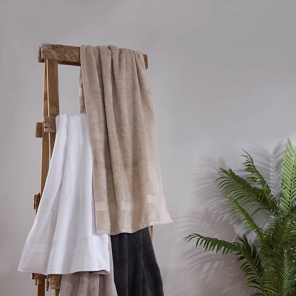 TLC 5 Star Hotel Concept 750GSM Face Cloth White - TOWELS FACECLOTHS - Beattys of Loughrea