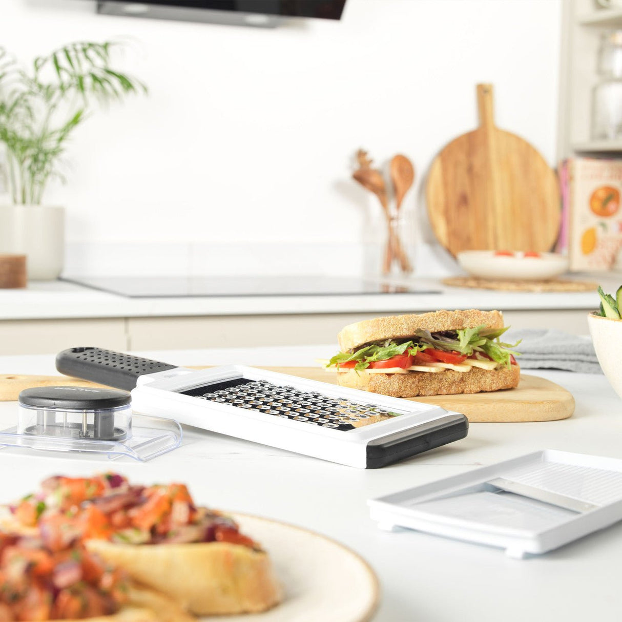 Salter 2 in 1 Mandoline Slicer - KITCHEN HAND TOOLS - Beattys of Loughrea