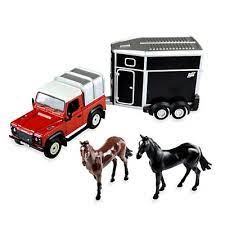 Britains 1:32 Land Rover Horse Set - FARMS/TRACTORS/BUILDING - Beattys of Loughrea