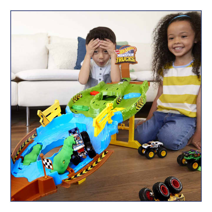Hot Wheels Monster Trucks Wreckin' Raceway - CARS/GARAGE/TRAINS - Beattys of Loughrea