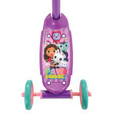 Gabbys Dollhouse Deluxe Tri Scooter - GO KART/SCOOTER/ROCKING HORSE - Beattys of Loughrea