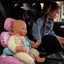 Baby Huggles Car Seat (Pink) - ROLE PLAY - Beattys of Loughrea
