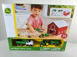 1:64 John Deere 24 Piece Farm Playset With Red Barn - FARMS/TRACTORS/BUILDING - Beattys of Loughrea