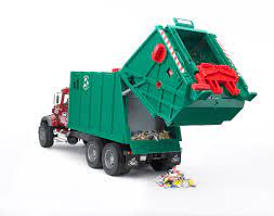 Bruder Mack Granite Garbage Truck - FARMS/TRACTORS/BUILDING - Beattys of Loughrea