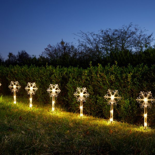 SnowDécor Stakes - Set of 8 Warm White Battery operated - XMAS LIGHTED OUTDOOR DECOS - Beattys of Loughrea