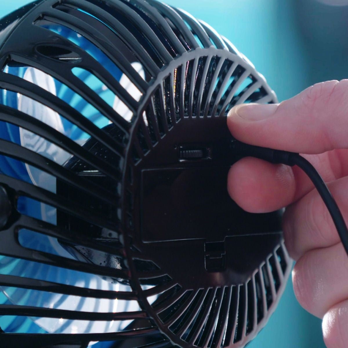 JML 360⁰ Portable Chillmax Go Fan - Black - CLEANING - MOP & BUCKET - Beattys of Loughrea