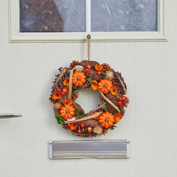 HarvestHome Whirl Door Wreath - 30cm - SOLAR / GARDEN ORNAMENTS - Beattys of Loughrea
